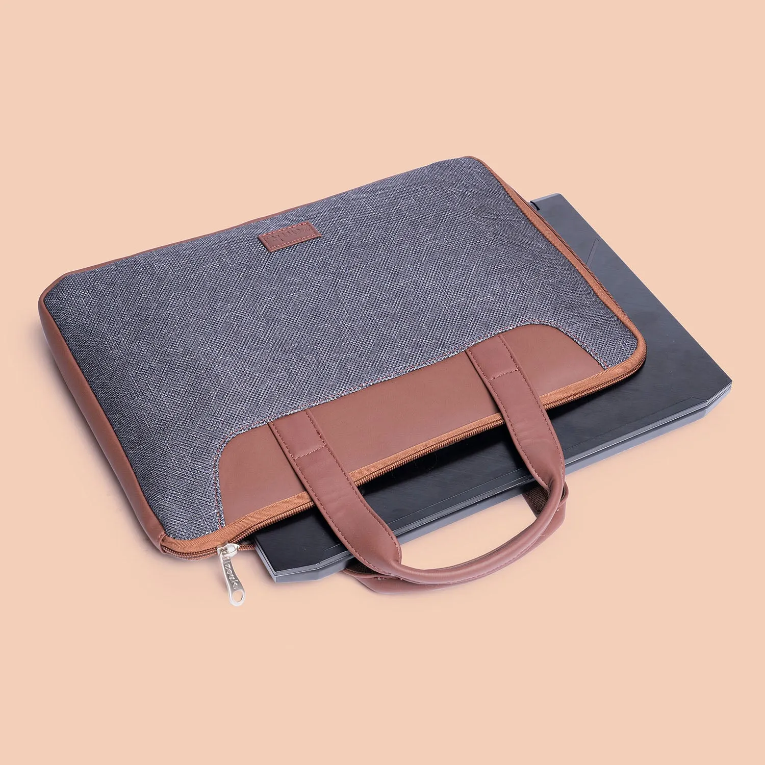 Amer Maze L-Zippered Laptop Sleeve