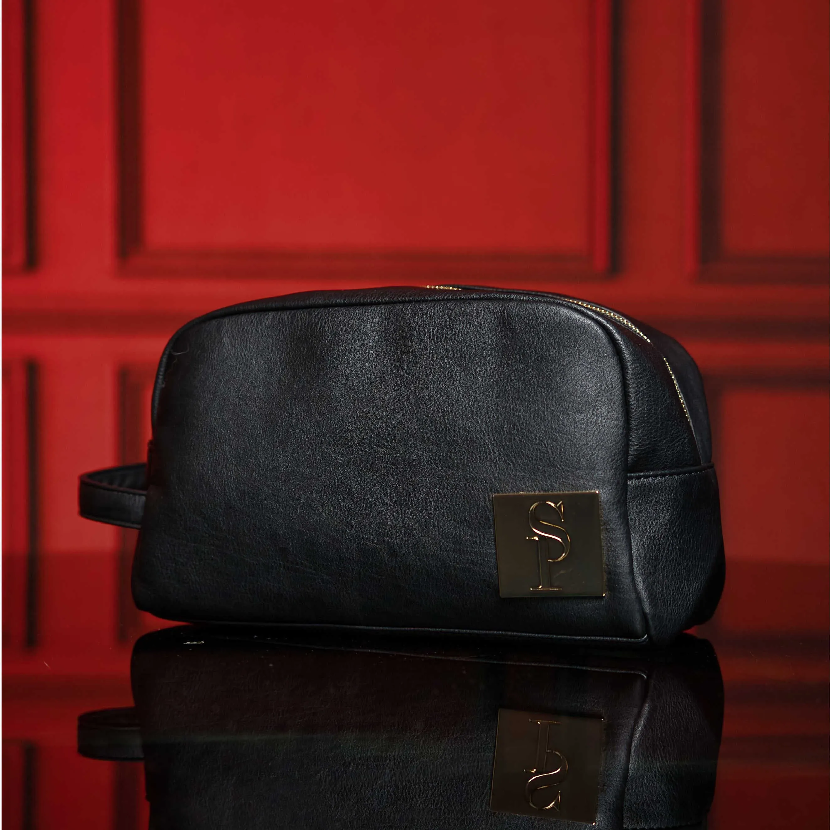 Black Tumbled Leather Toiletry Bag