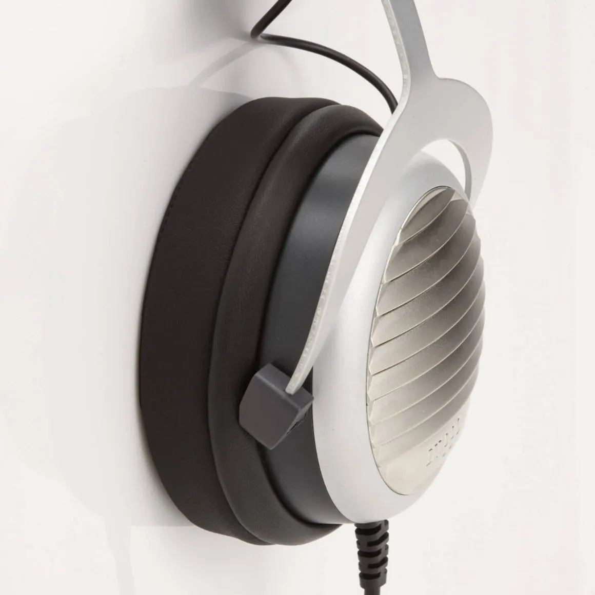 Dekoni Audio - Platinum Series Earpads for Beyerdynamic DT and AKG K Series