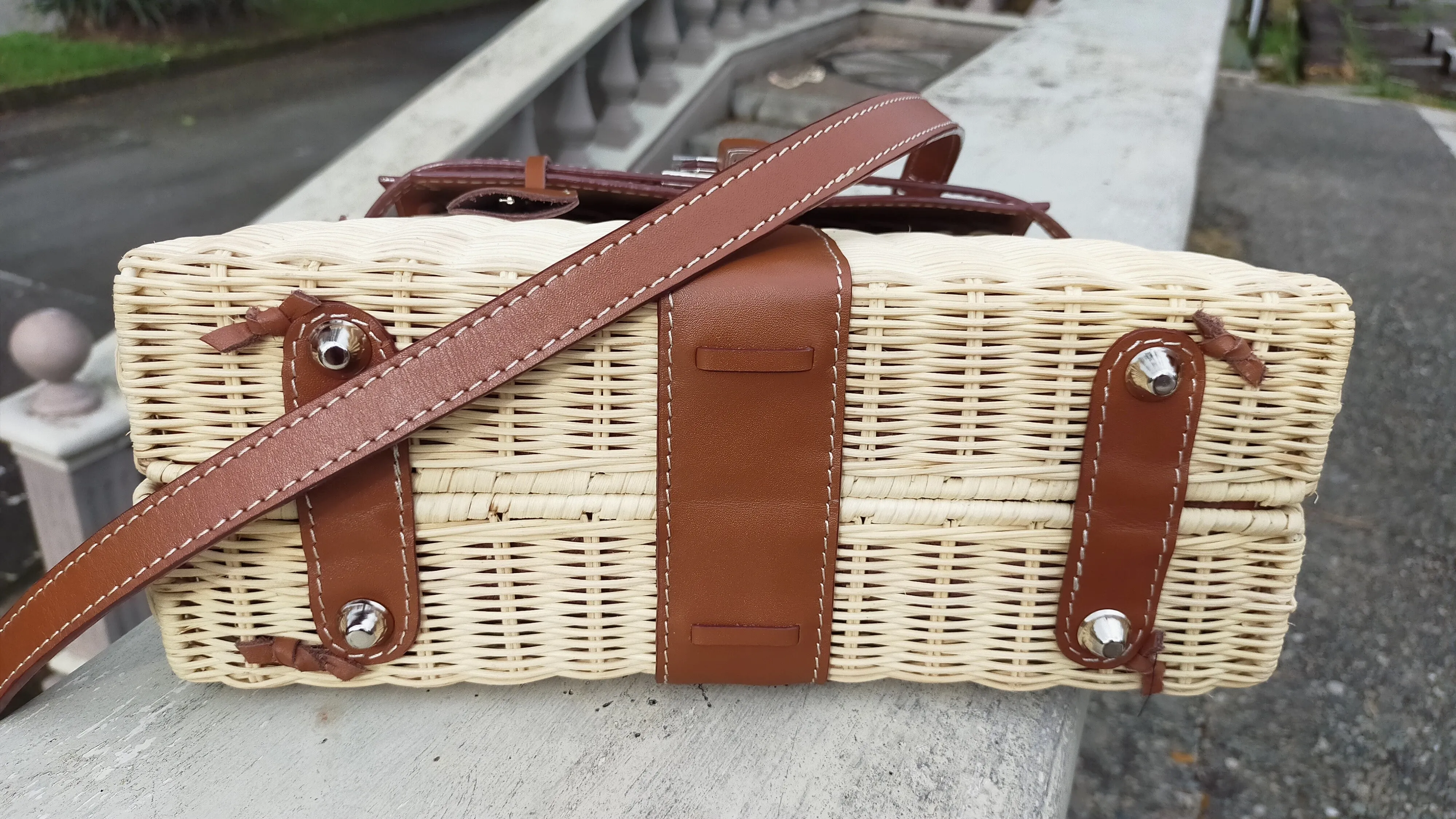 Only left 1. Brown genuine leather - Handmade wicker bag, Medium size (31cm)