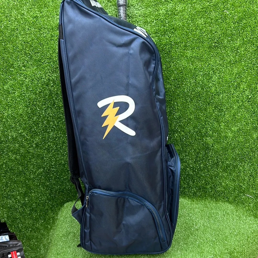 Raydn Master Junior Cricket Duffle Kit Bag