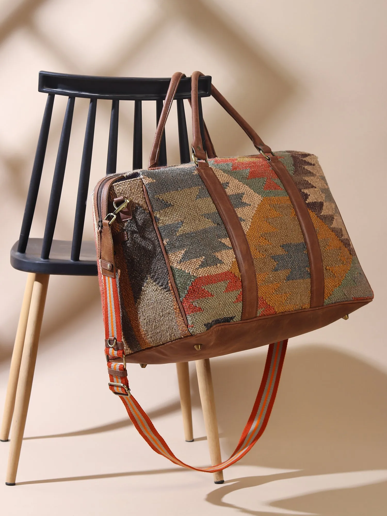 SHARANT - KILIM & LEATHER DUFFLE  BAG