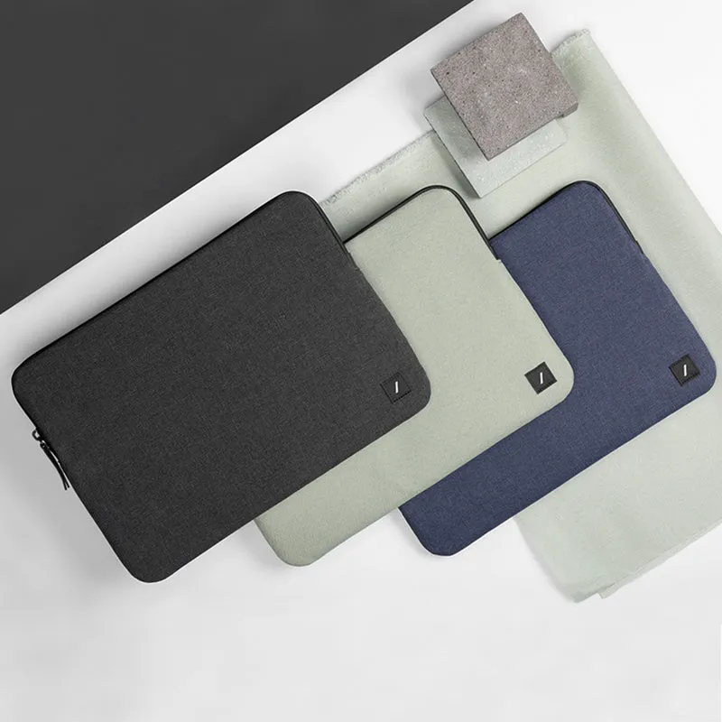 Stow Lite Sleeve for MacBook (13")