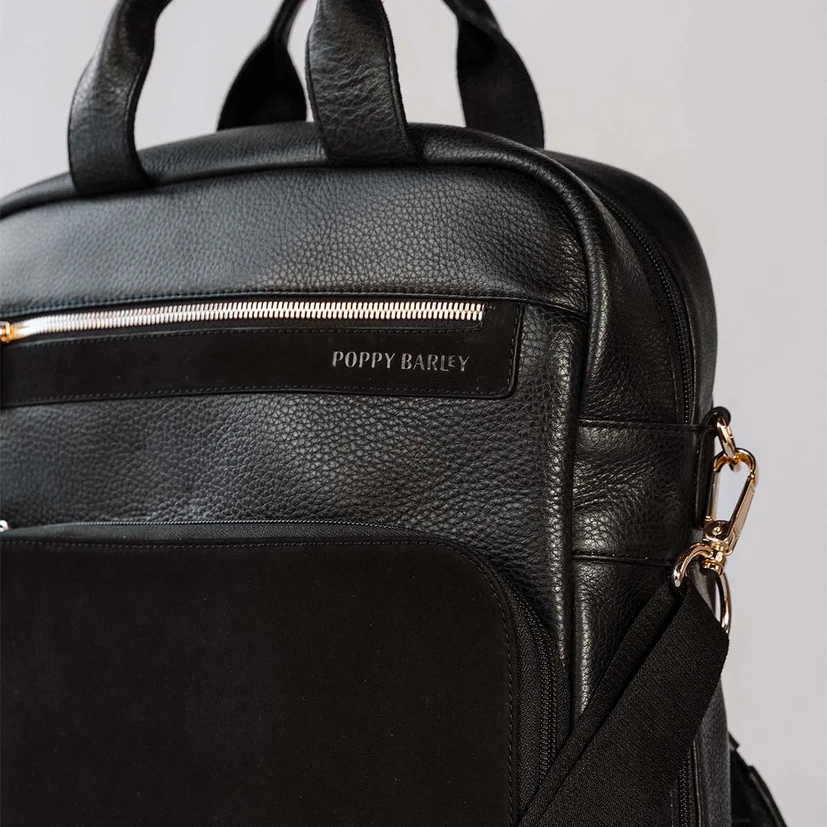 The Backpack Black / Black Nubuck