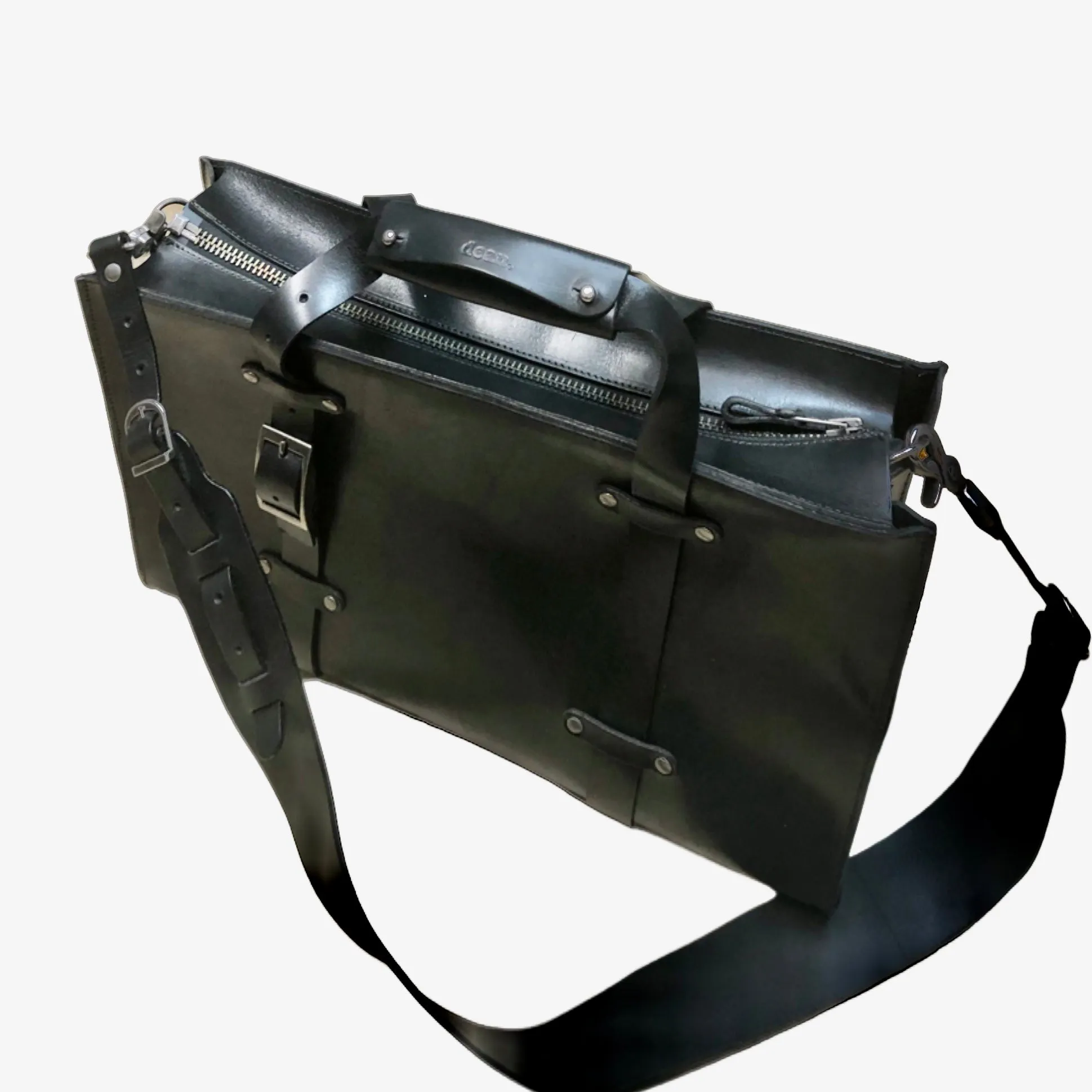 UB06b BRIEFCASE